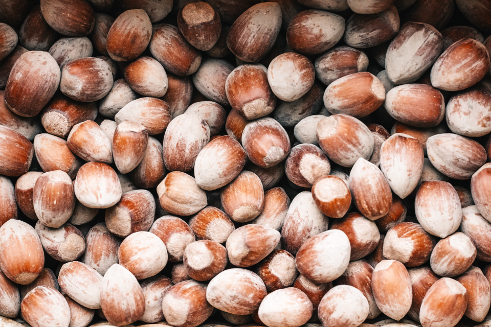Nuts Almonds